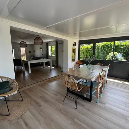 Maison Moderne Pres Du Avec Jardin Et Veranda A Sanguinet, Pour 10 Personnes - Fr-1-319-584 *